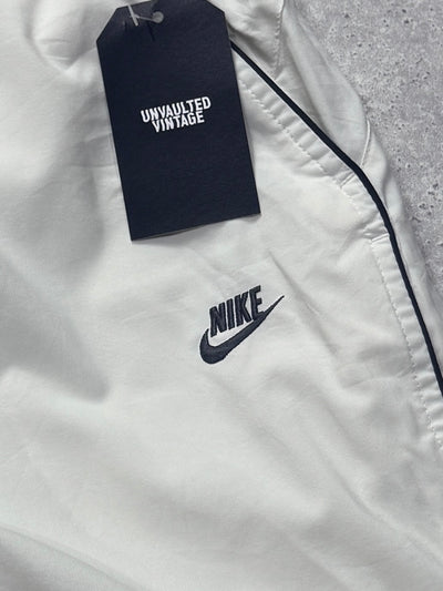 Vintage 2000s Nike Adjustable 3/4 Track Shorts (M)