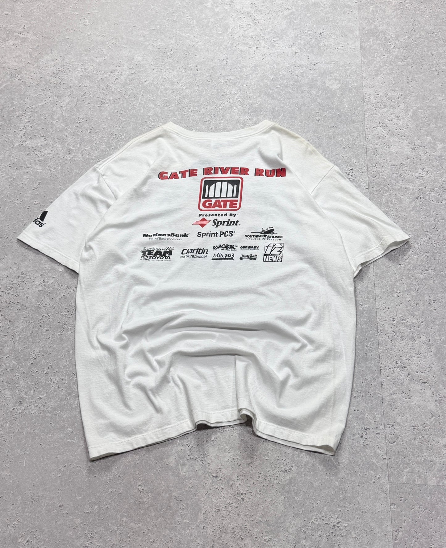 Vintage 2000s Adidas Gate River Run Marathon Tee (XL)