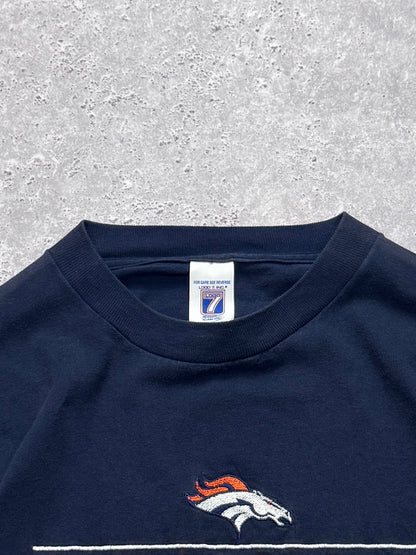 Vintage Denver Broncos Embroidered NFL Tee (M)