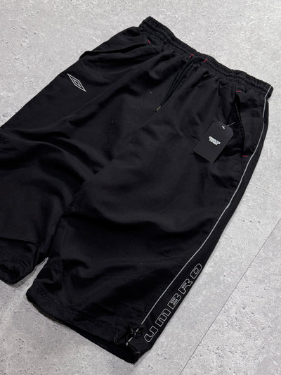 Vintage 2000s Umbro Adjustable 3/4 Track Shorts (M)