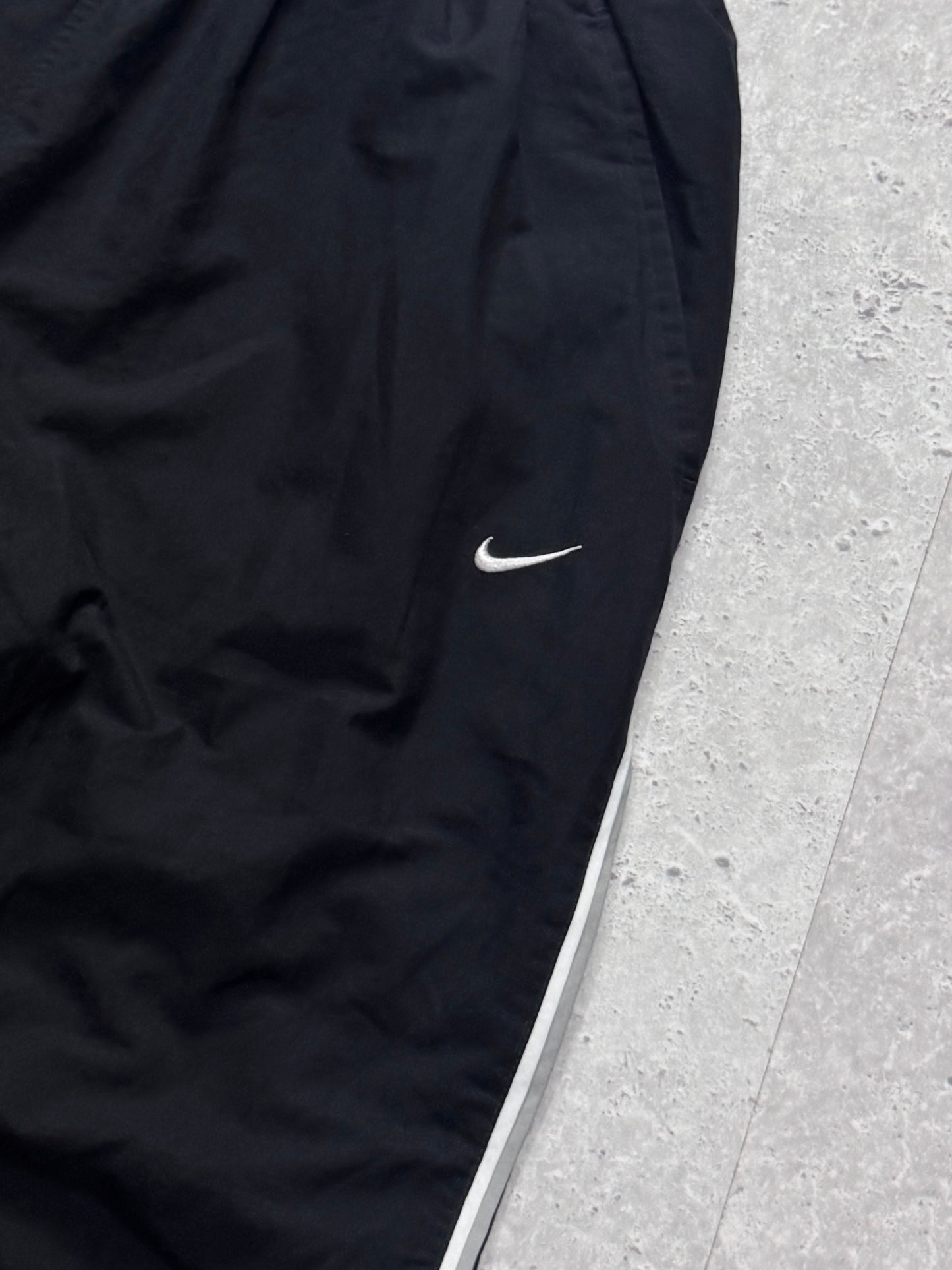 Vintage 2000s Nike Adjustable 3/4 Track Shorts (32")