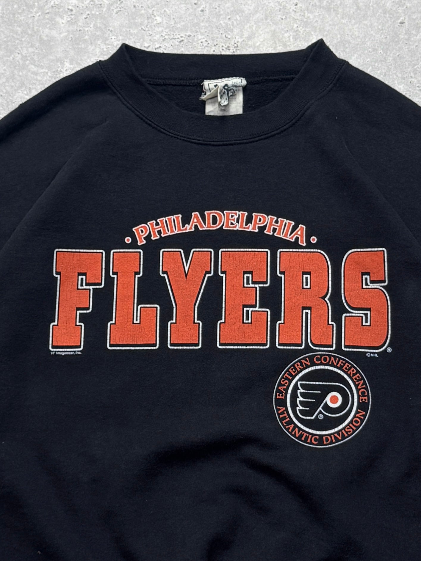 Vintage Philadelphia Flyers NHL Sweater (L)