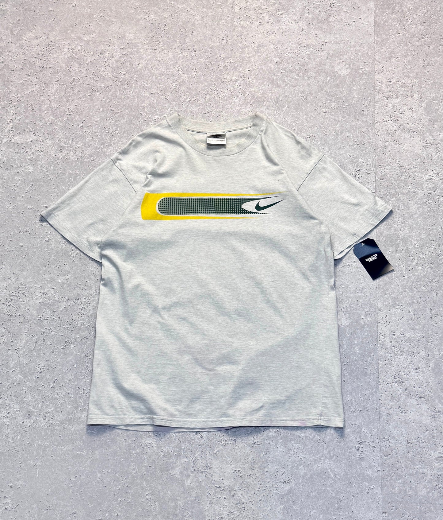 Vintage 90s Nike Spellout Tee (L)