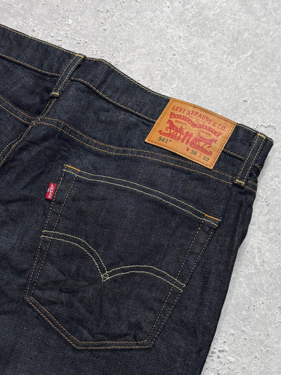 Vintage 2000s Levi’s Raw Denim Jeans (36”)