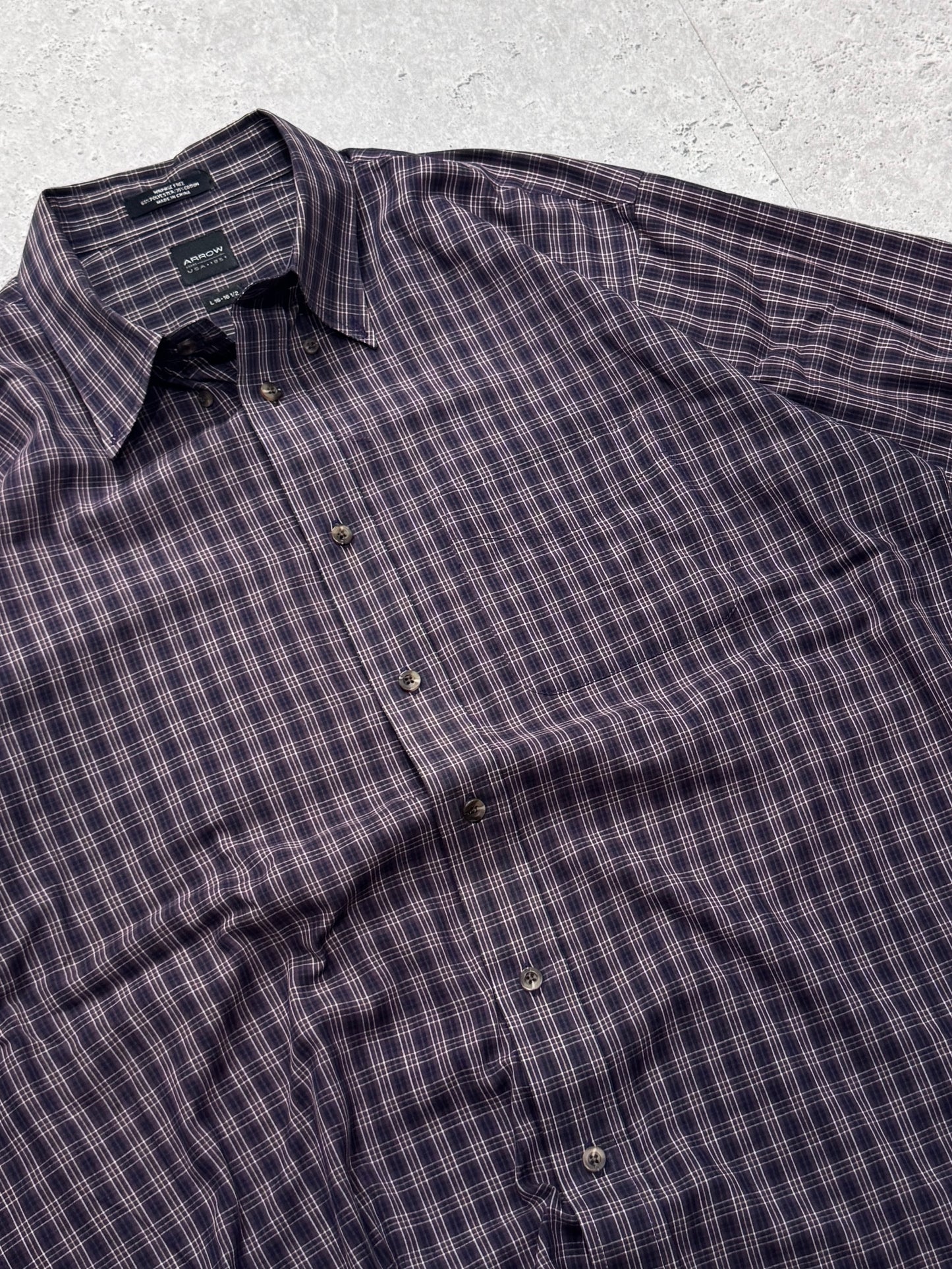 Vintage 2000s Plaid Button Up Shirt (XL)