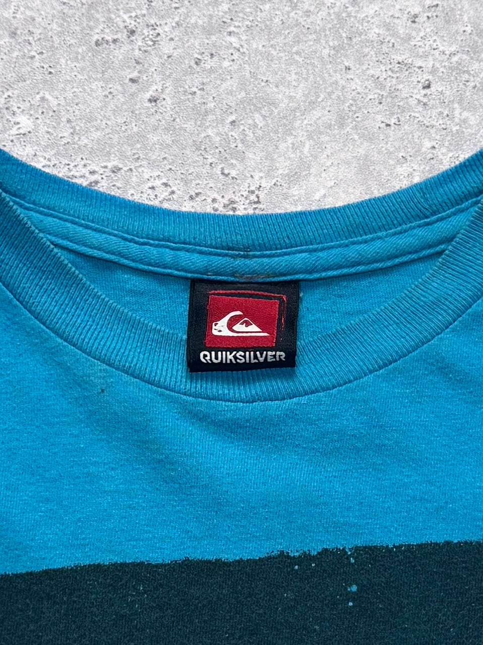 Vintage Y2K Quiksilver Logo Tee (S)