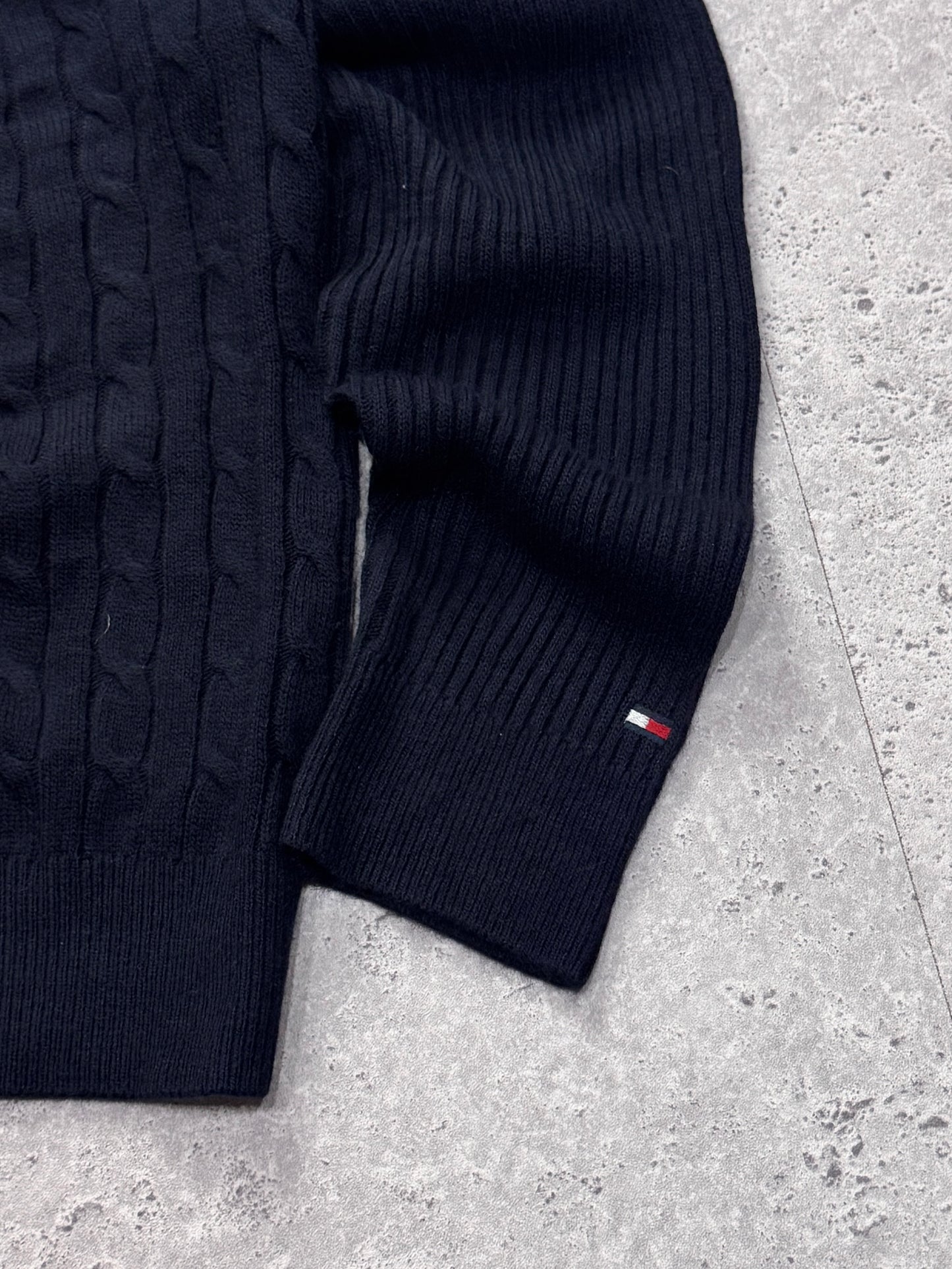 Vintage Tommy Hilfiger Embroidered Knitted Sweater (XL)