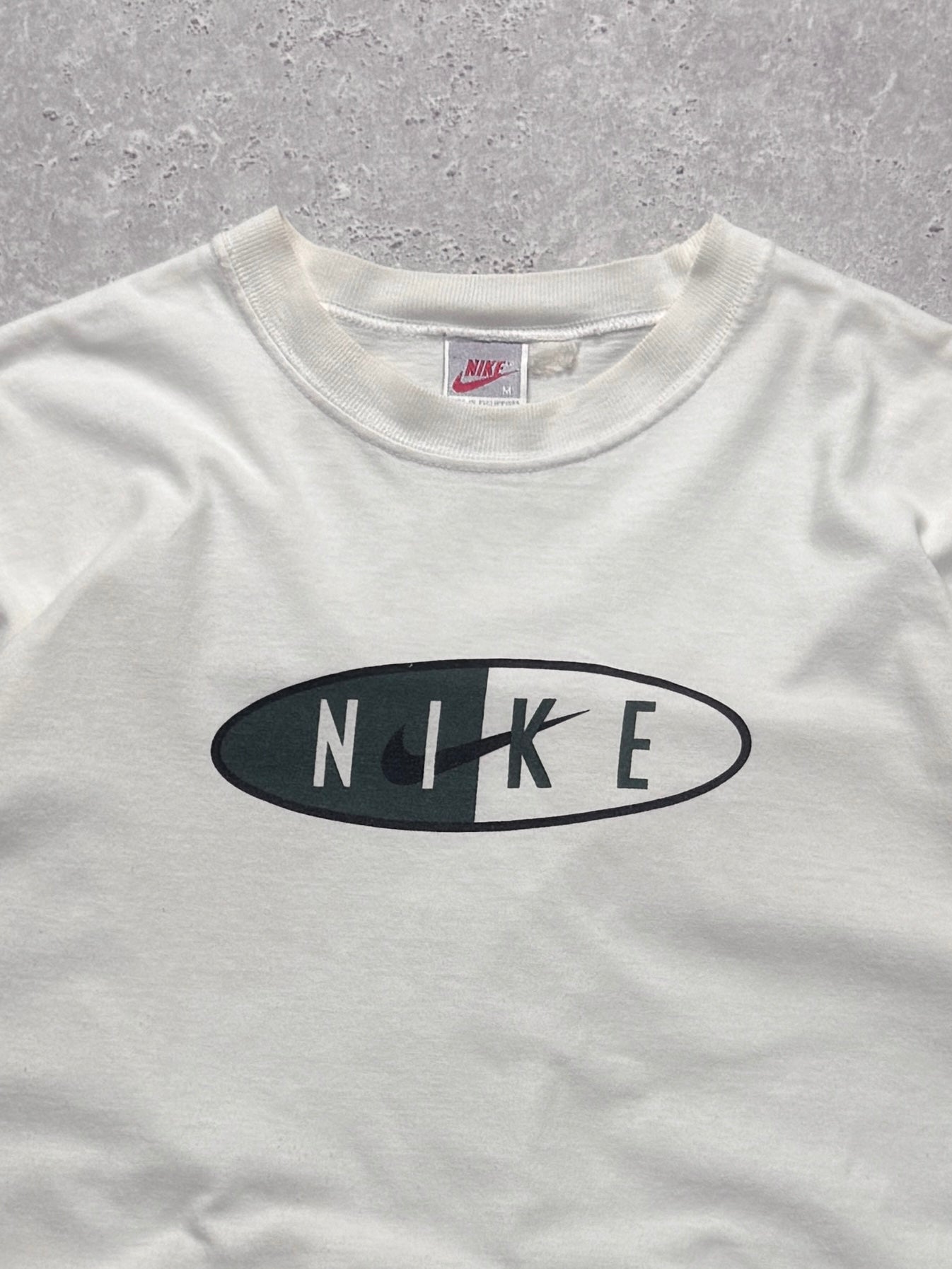 Vintage 90s Nike Spellout Tee (M)