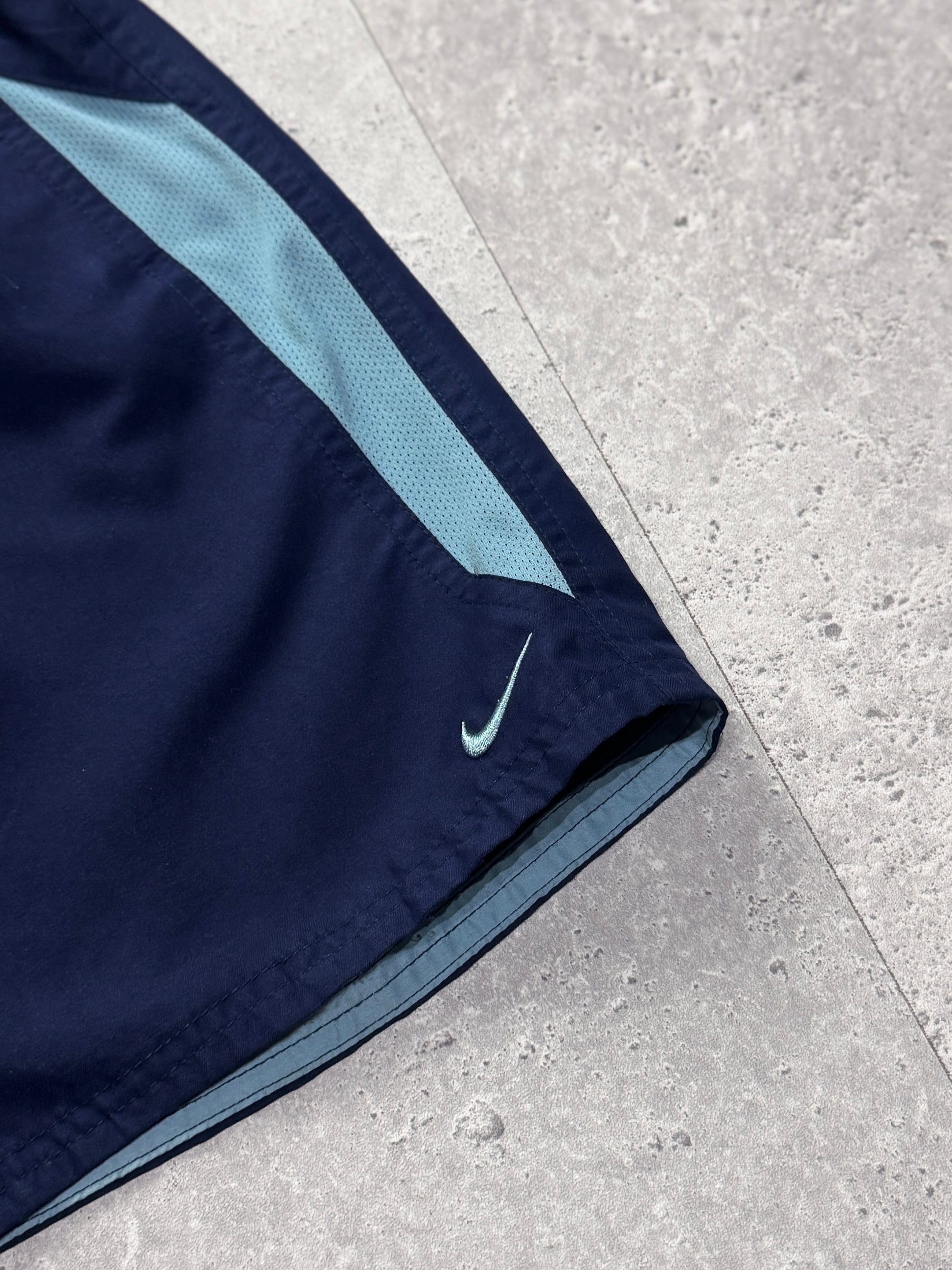 Vintage 2000s Nike Running Shorts (L)