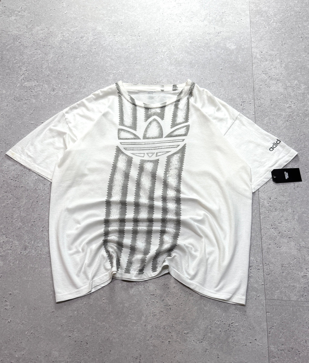 Vintage 90s Adidas Graphic Tee (2XL)