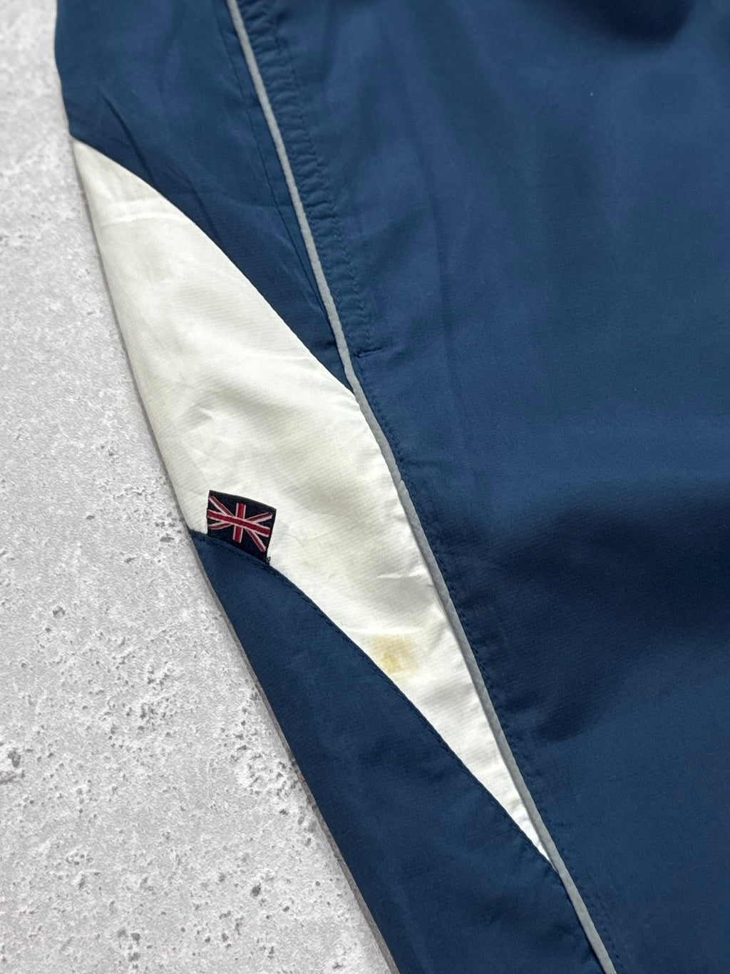 Vintage 2000s Reebok Classic Adjustable 3/4 Track Shorts (L)