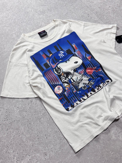Vintage 1995 New York Yankees X Snoopy Comic MLB Tee (L)