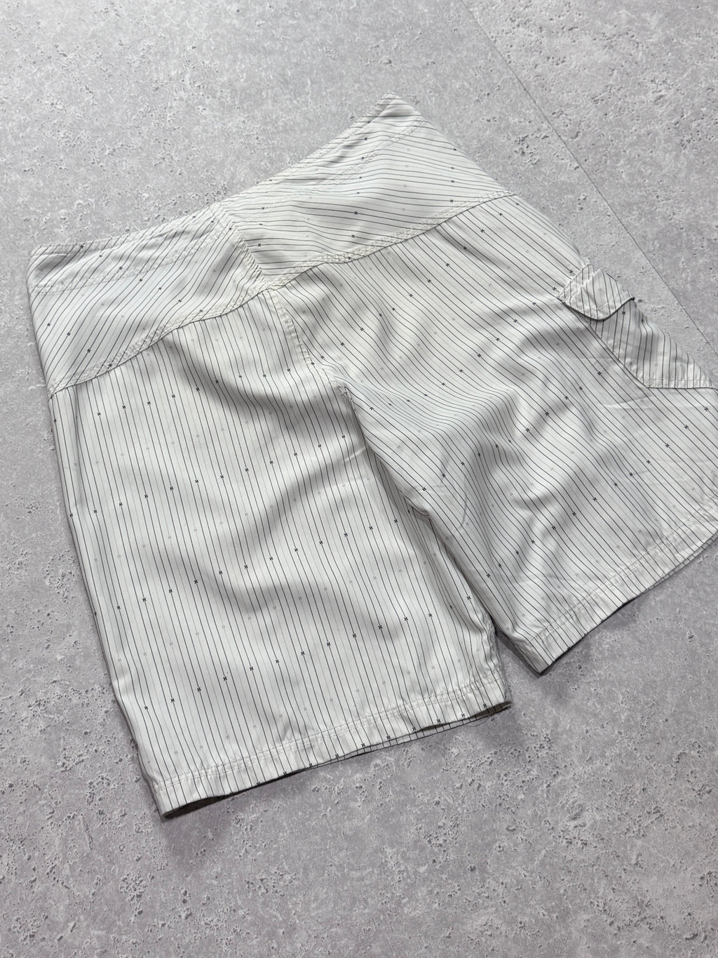 Vintage Y2K Hurley Boardshorts (32”)