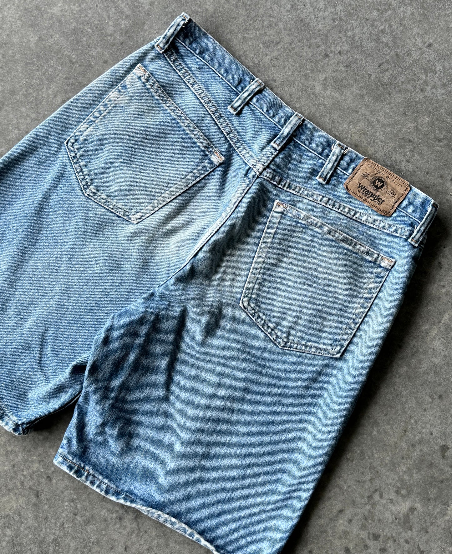 Vintage Y2K Wrangler Denim Jorts (34")