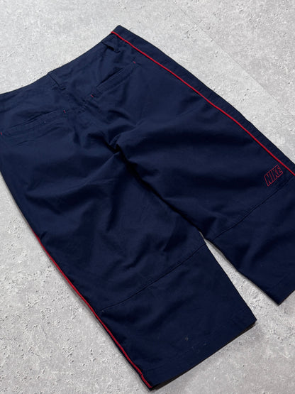 Vintage 2000s Nike 3/4 Skate Shorts (30")