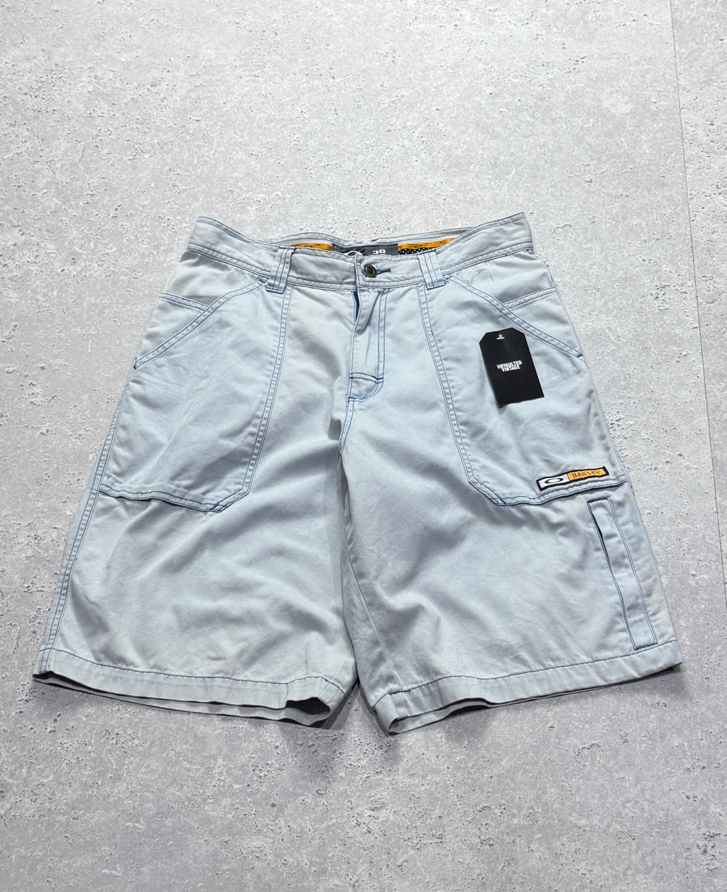 Vintage 2000s Oakley Software Cargo Shorts (30”)