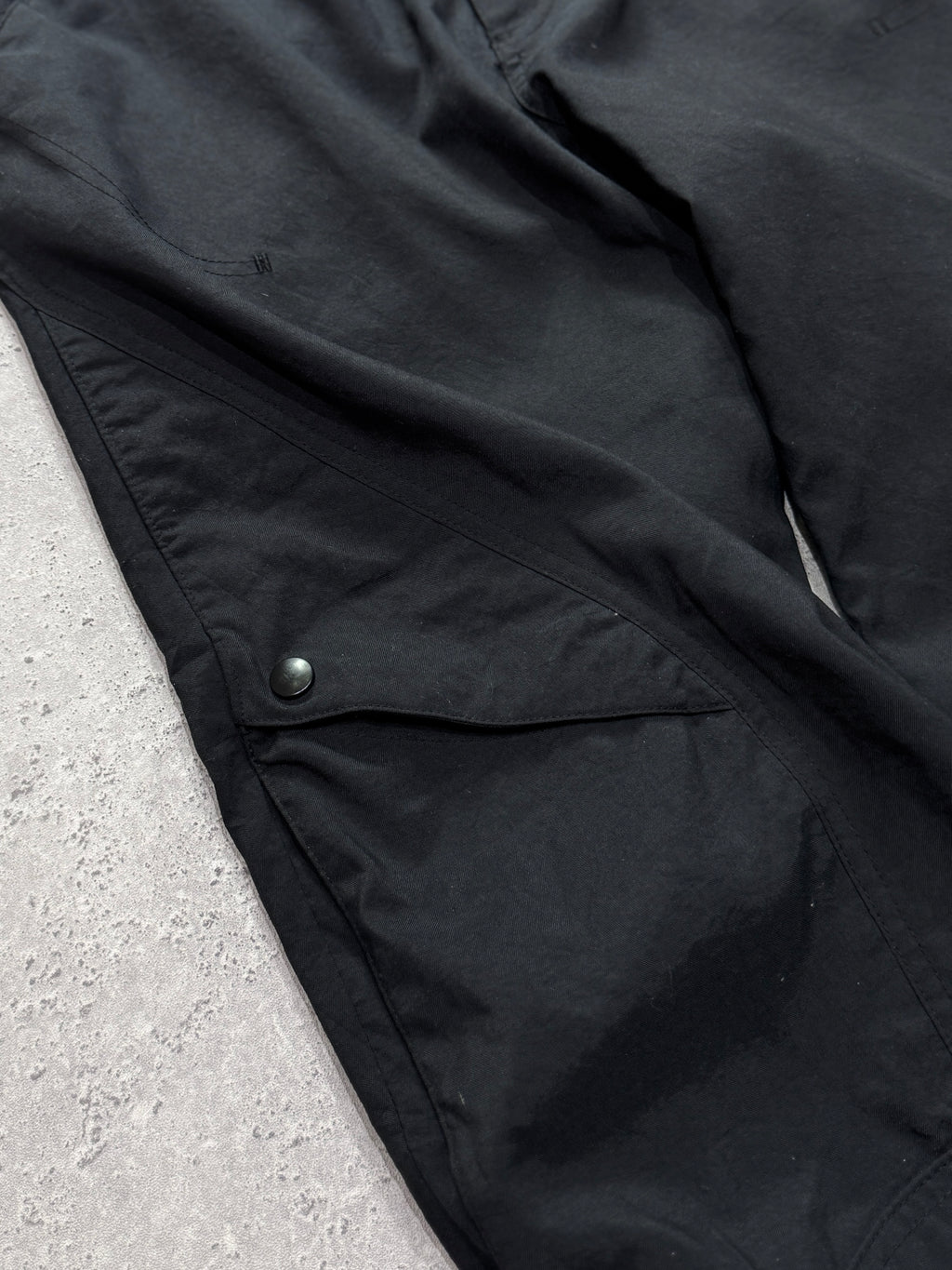 Vintage 2000s Nike Air 3/4 Track Shorts (M)