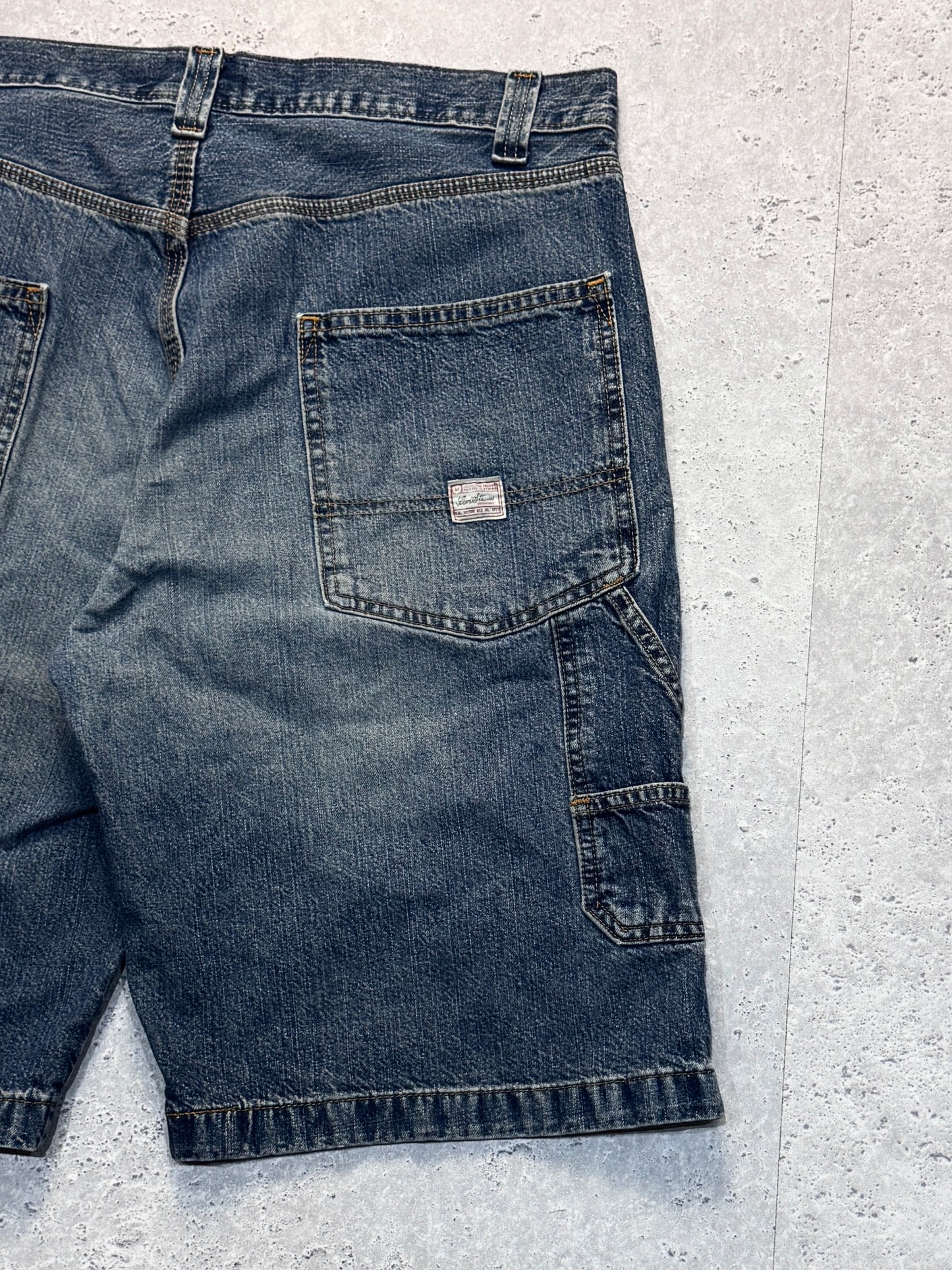 Vintage 2000s Levi Strauss Carpenter Jorts (36")