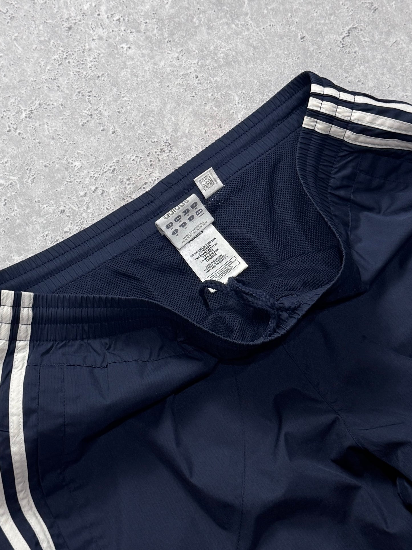 Vintage 2000s Adidas 3/4 Cargo Track Shorts (34")