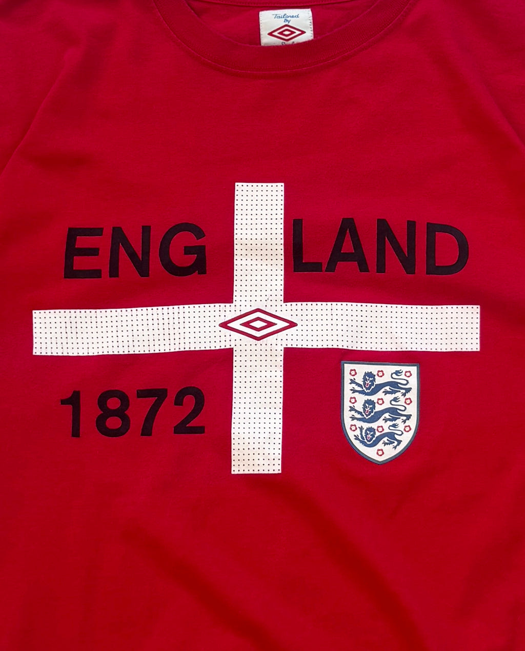 Vintage 2000s Umbro X England Football Tee (XL)
