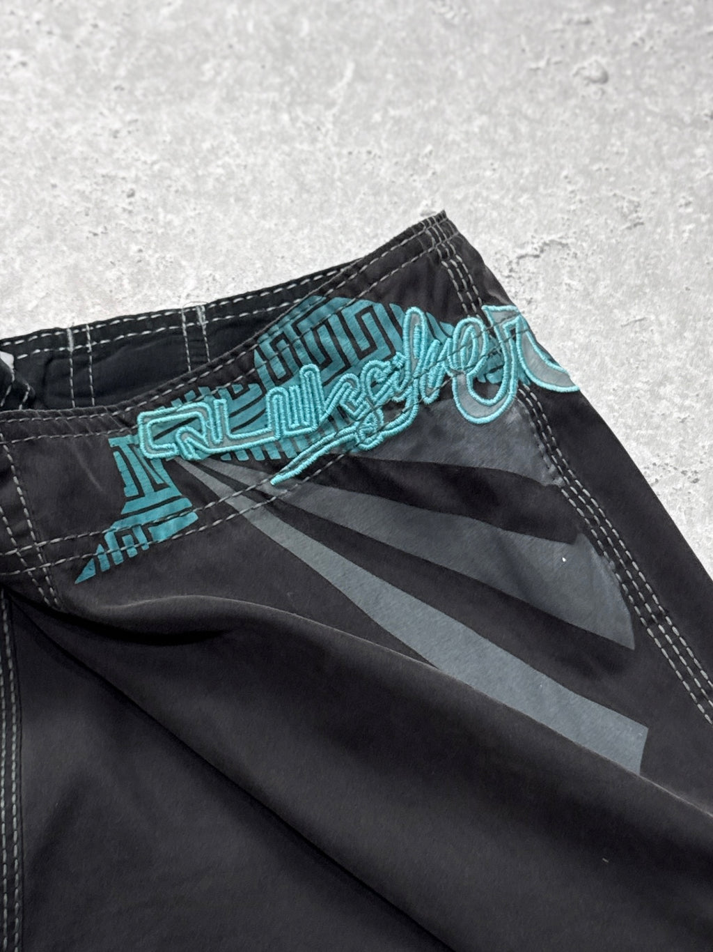 Vintage Y2K Quiksilver Boardshorts (36”)