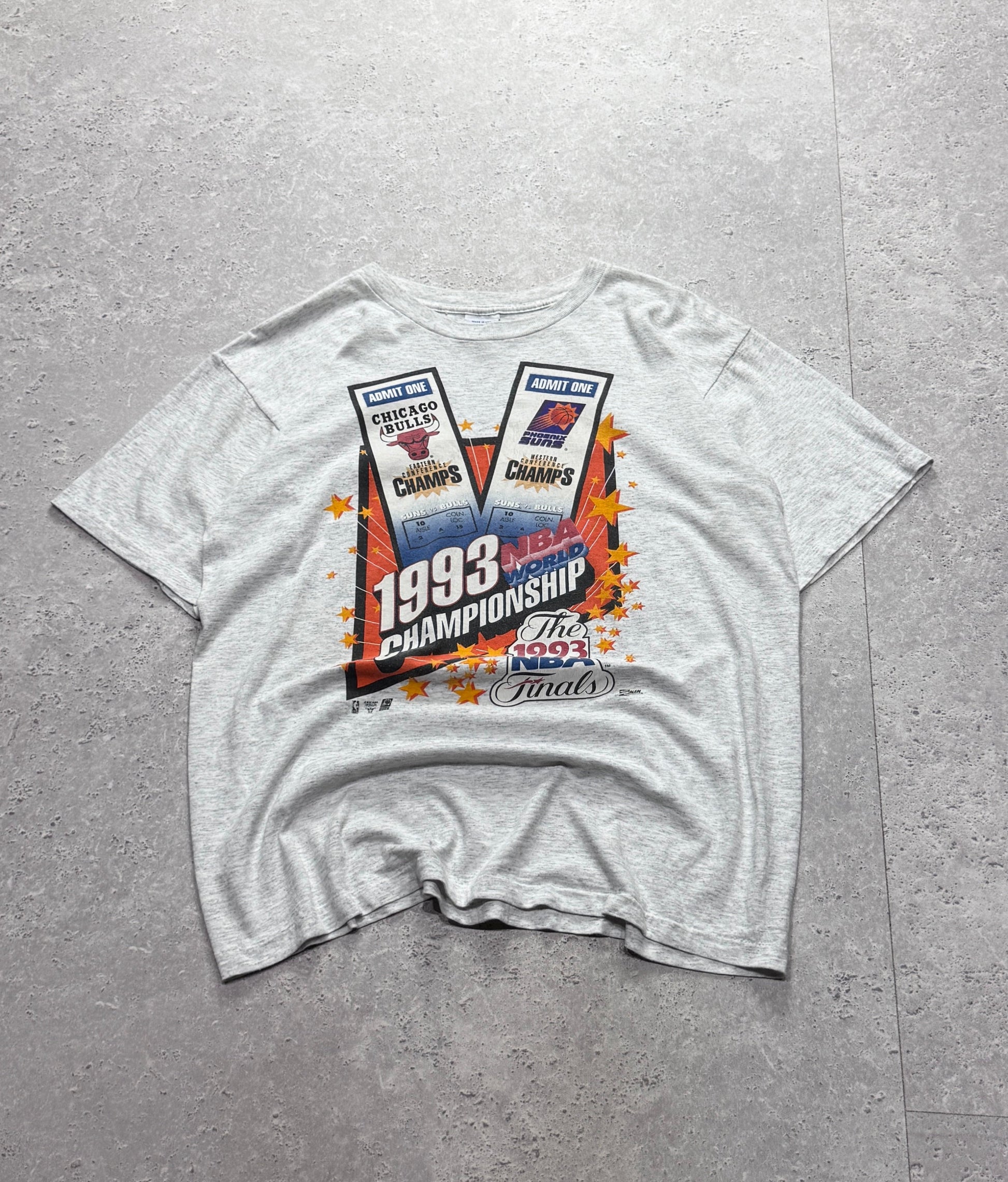 Vintage 1993 NBA World Championship Bulls Vs Suns Tee (L)