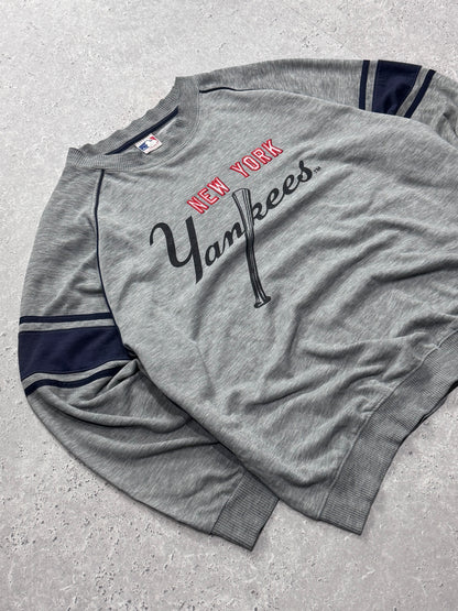 Vintage 2000s New York Yankees MLB Sweater (L)