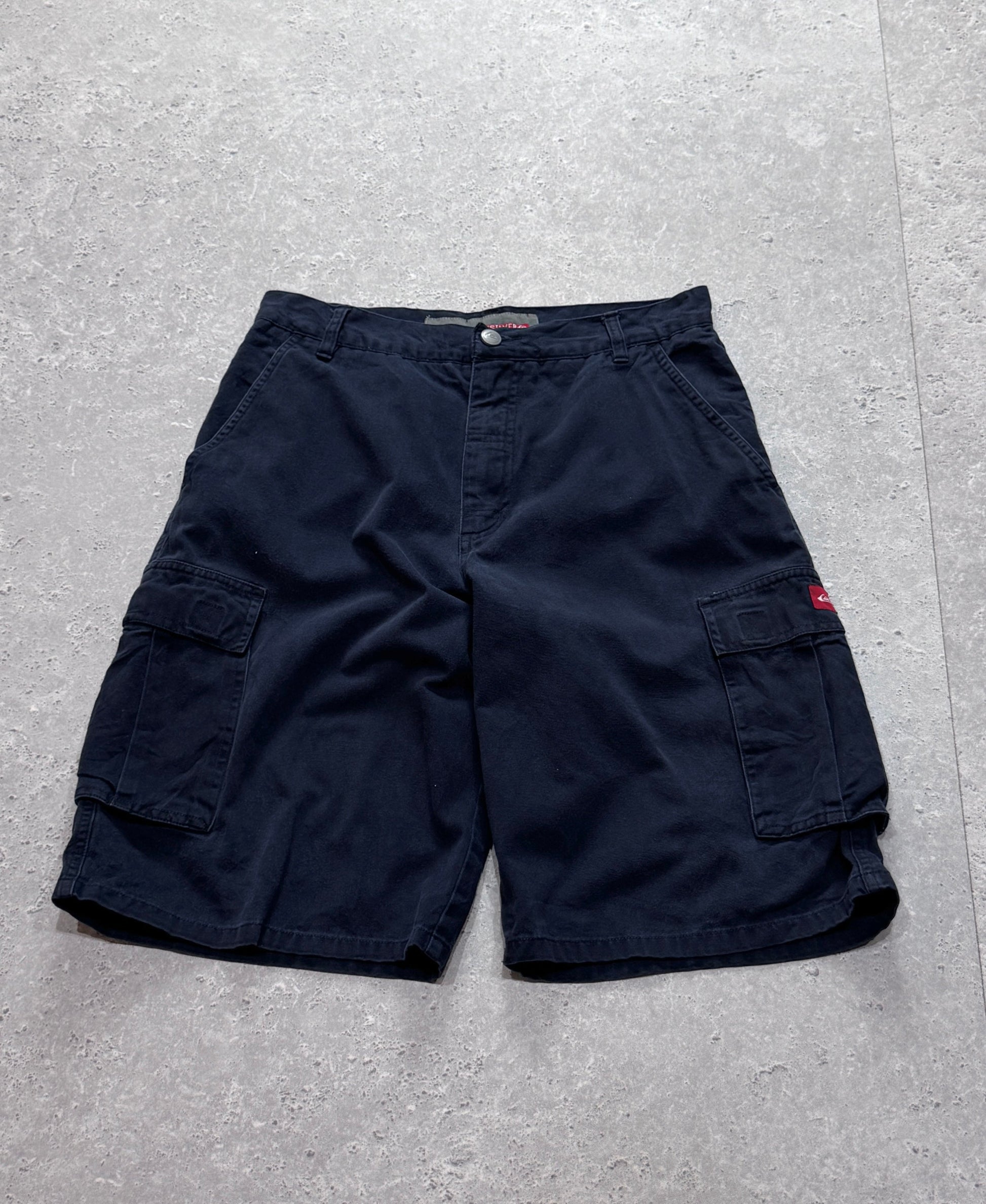 Vintage Y2K Quiksilver Cargo Shorts (30”)