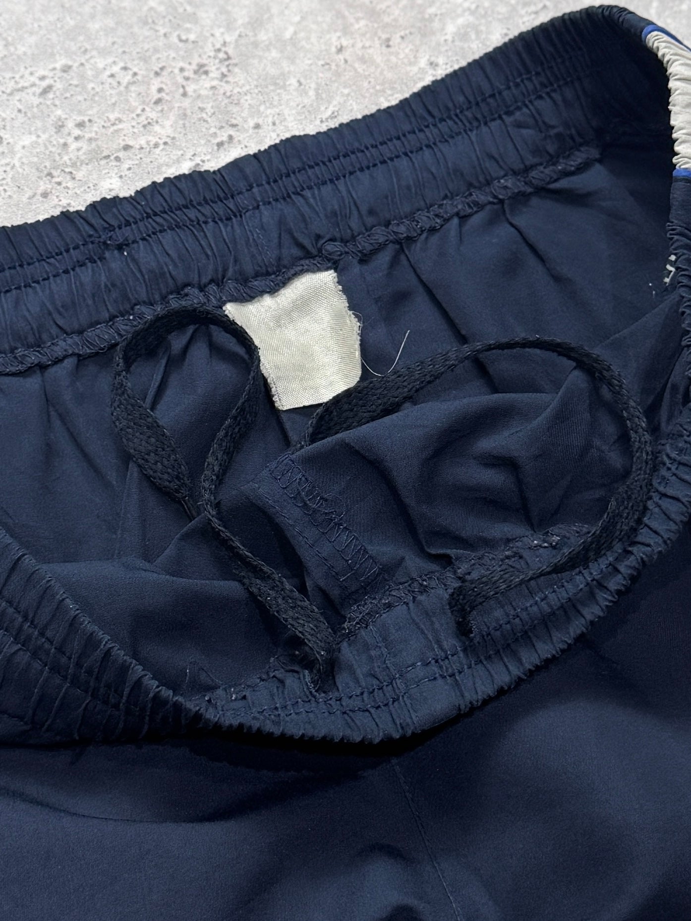 Vintage 90s Nike ACG Track Shorts (M)