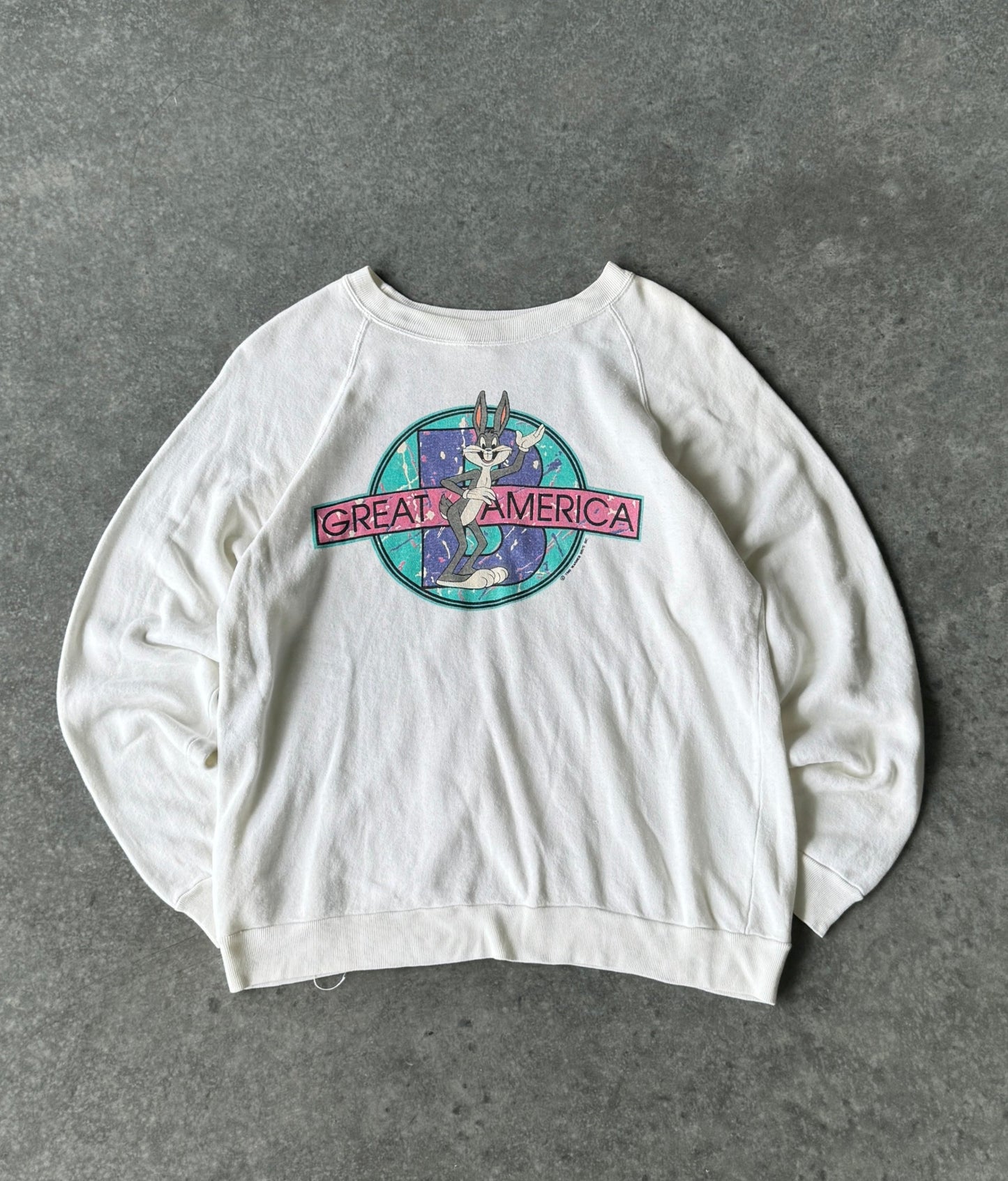 Vintage 89' Bugs Bunny Looney Tunes Sweater (M)