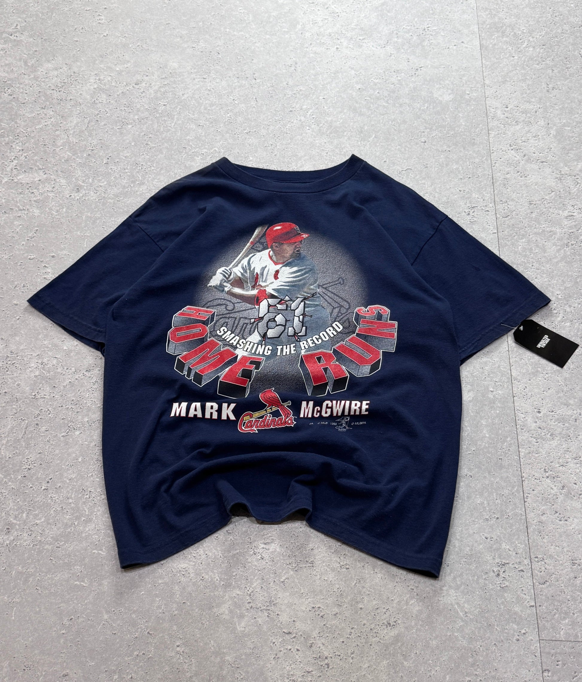 Vintage 1998 St Louis Cardinals “Mark McGwire” MLB Tee (L)