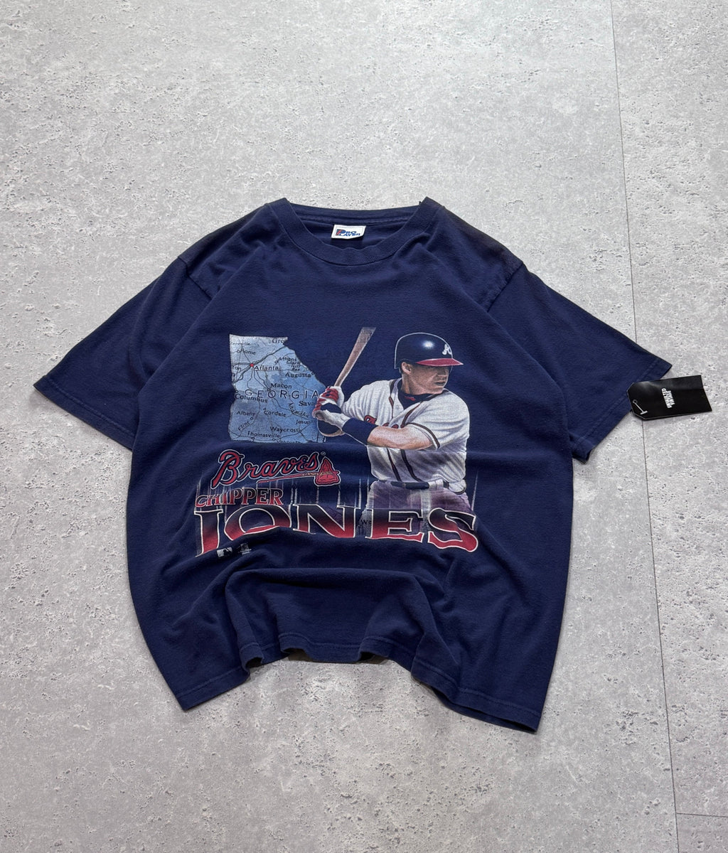 Vintage 90s Atlanta Braves “Chipper Jones” MLB Tee (L)