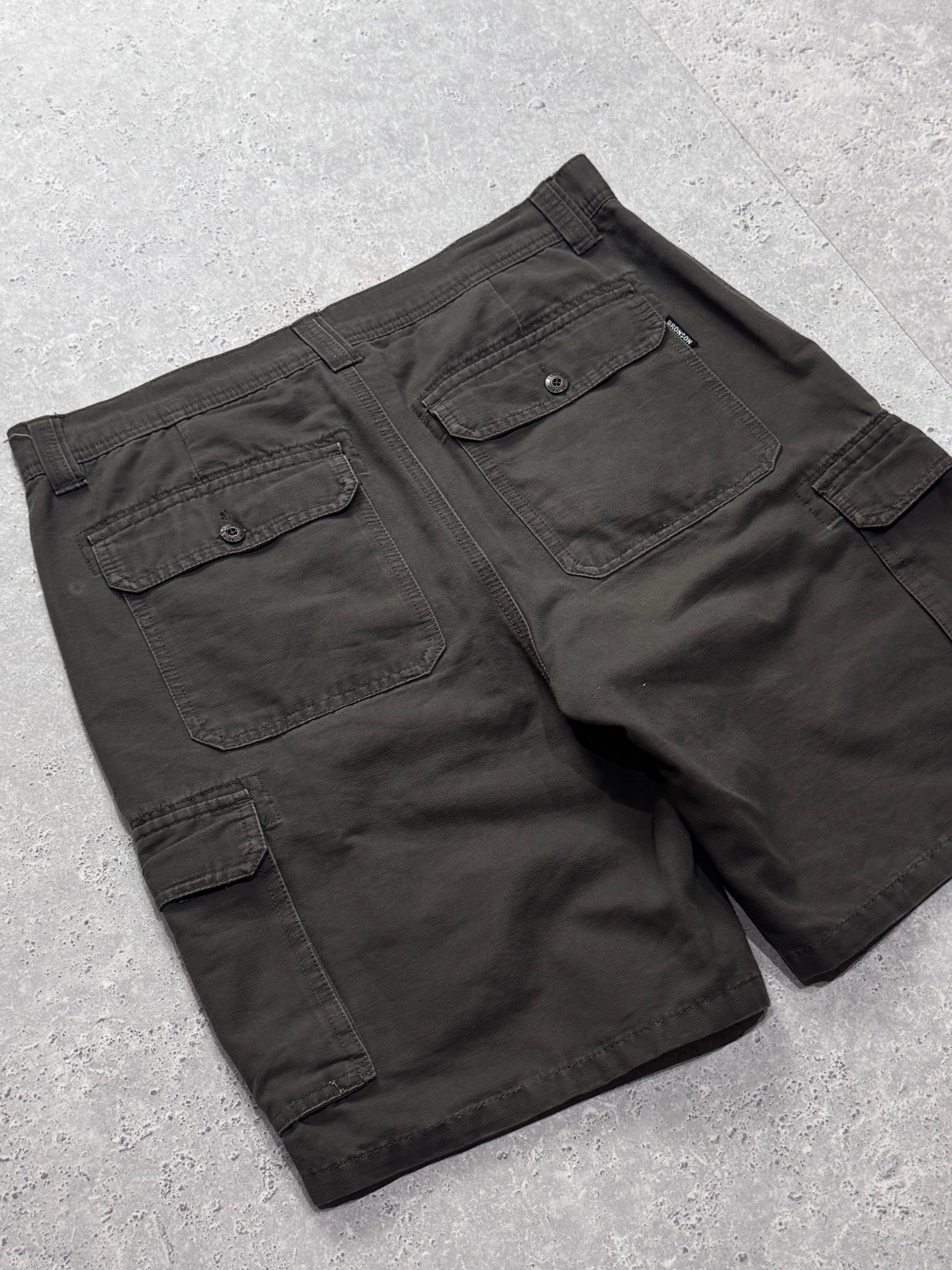 Vintage 2000s Cargo Shorts (34”)
