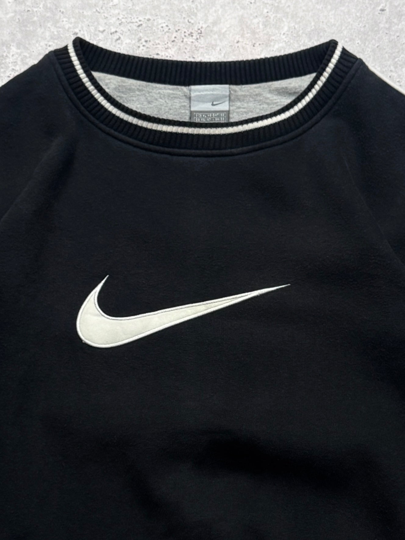 Vintage 2000s Nike Swoosh Embroidered Sweater (XL)