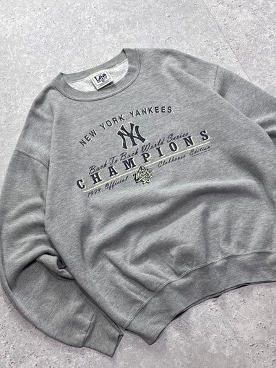 Vintage 90s New York Yankees MLB Sweater (L)