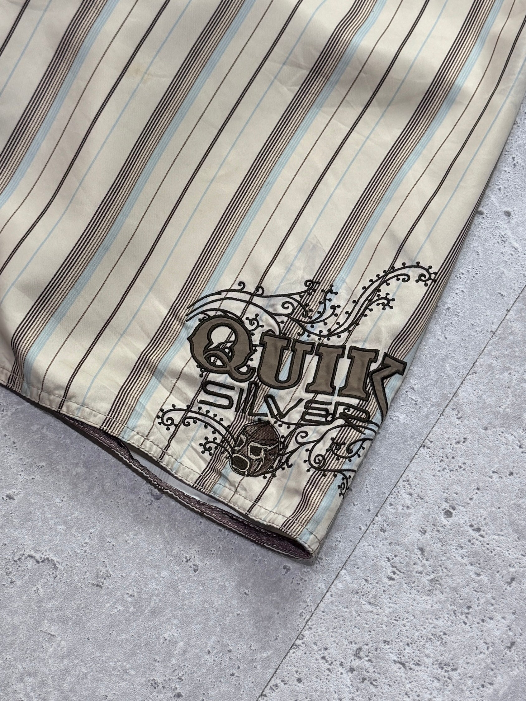 Vintage Y2K Quiksilver Striped Boardshorts (34")