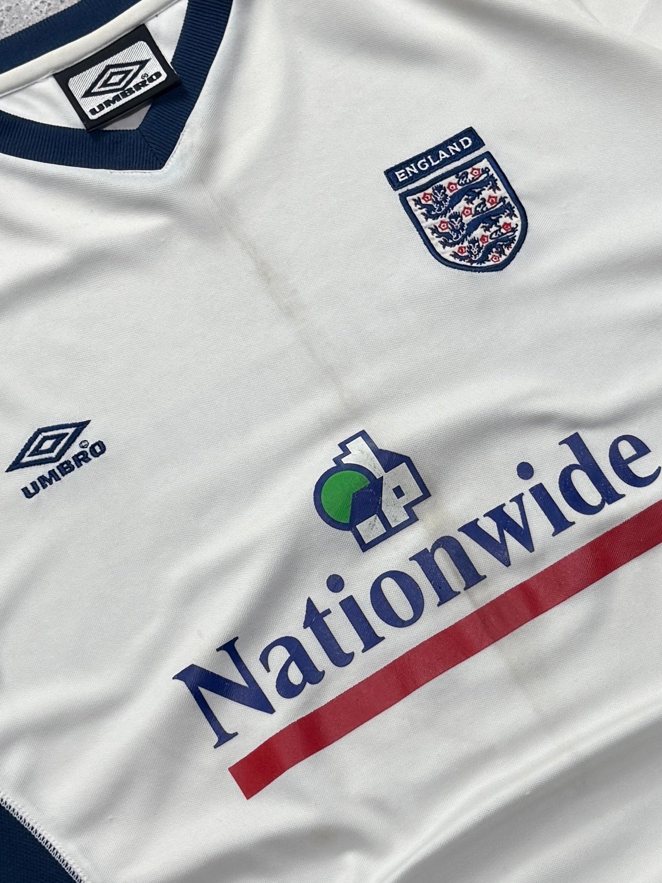 Vintage 1999 Umbro England Football Jersey (XL)