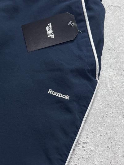 Vintage 2000s Reebok 3/4 Track Shorts (M)