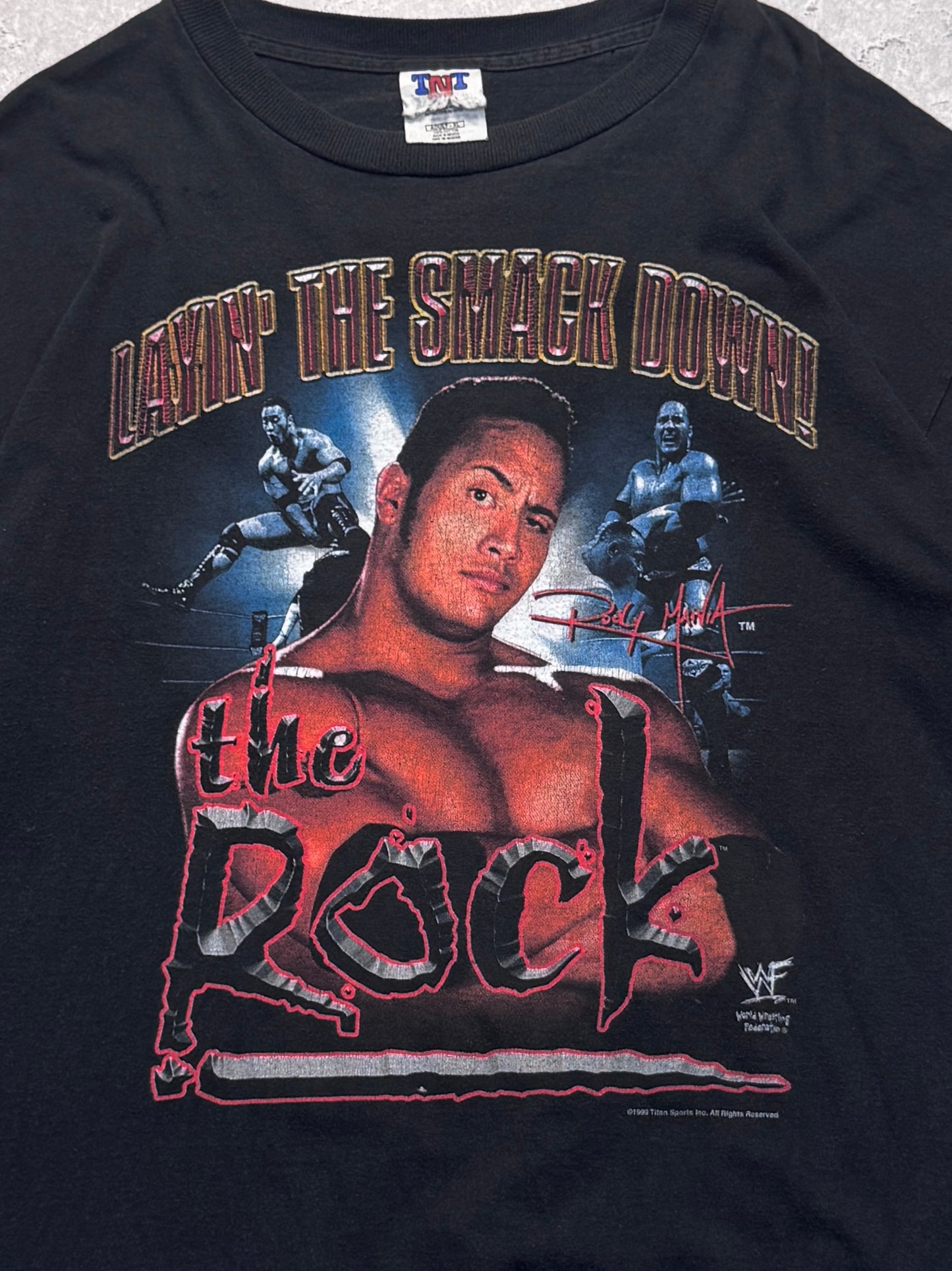 Vintage 1999 The Rock 'Layin The Smack Down' WWF Tee (XL)
