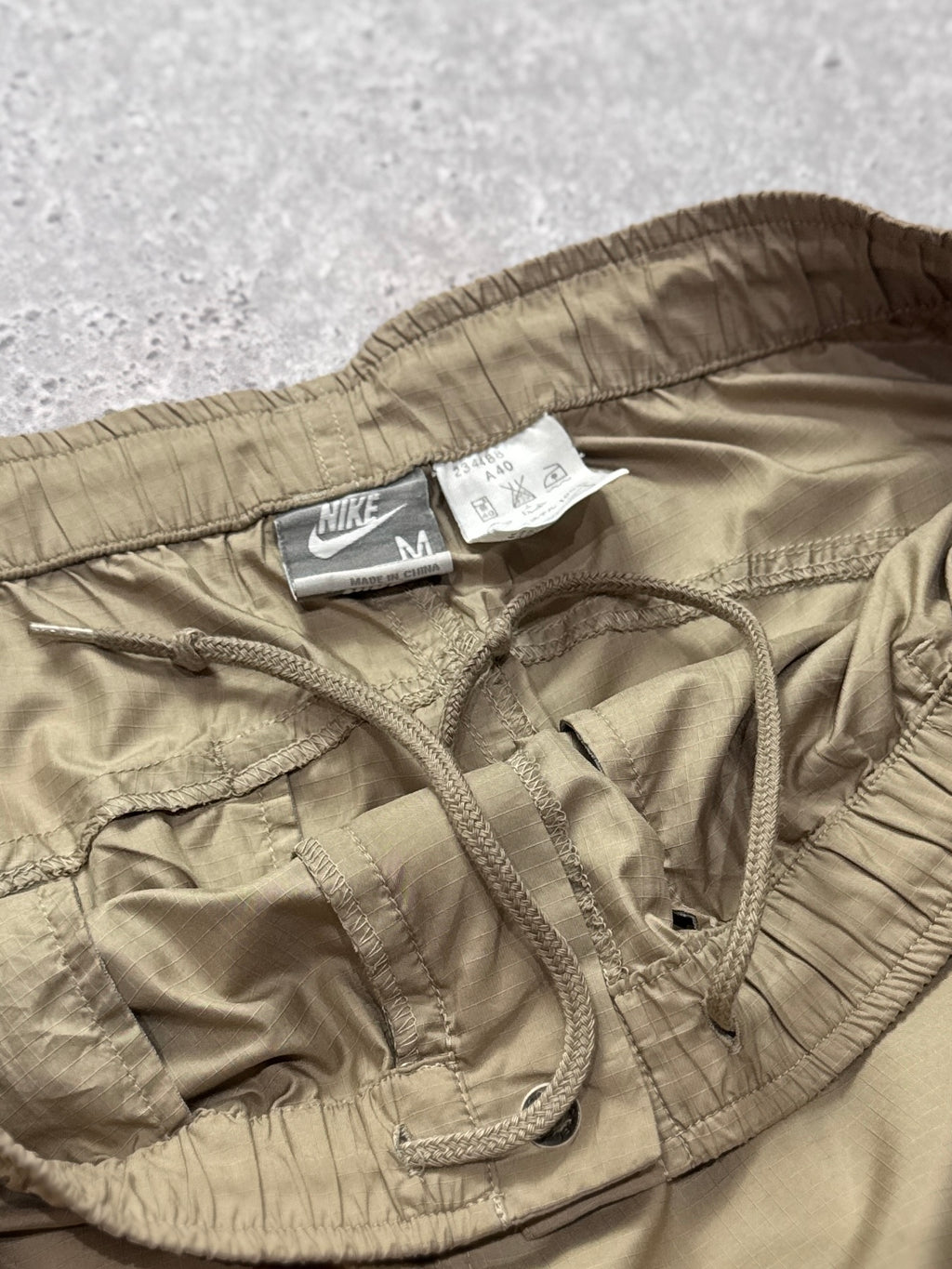 Vintage 2000s Nike Adjustable Track Shorts (M)