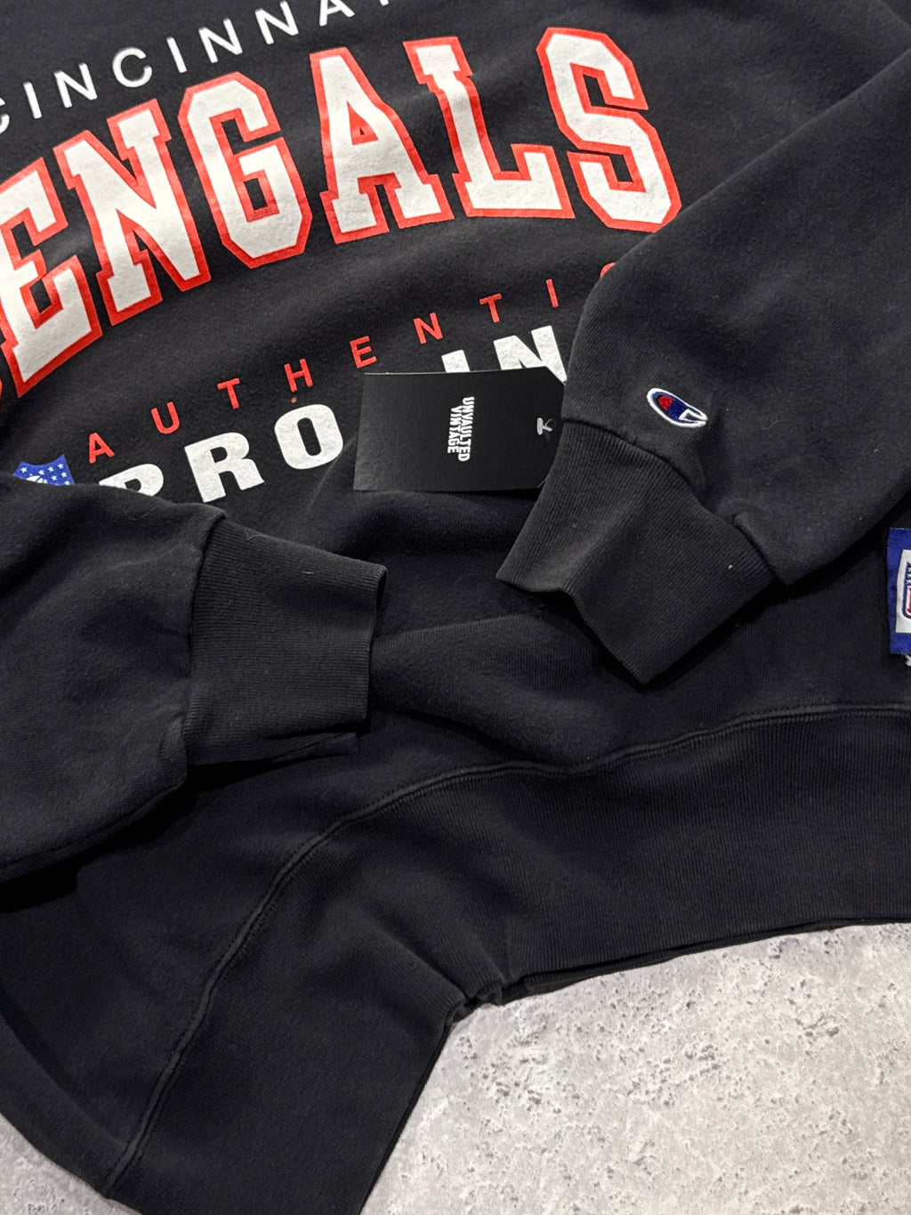 Vintage 90s Cincinnati Bengals NFL Pro Line Sweater (L)