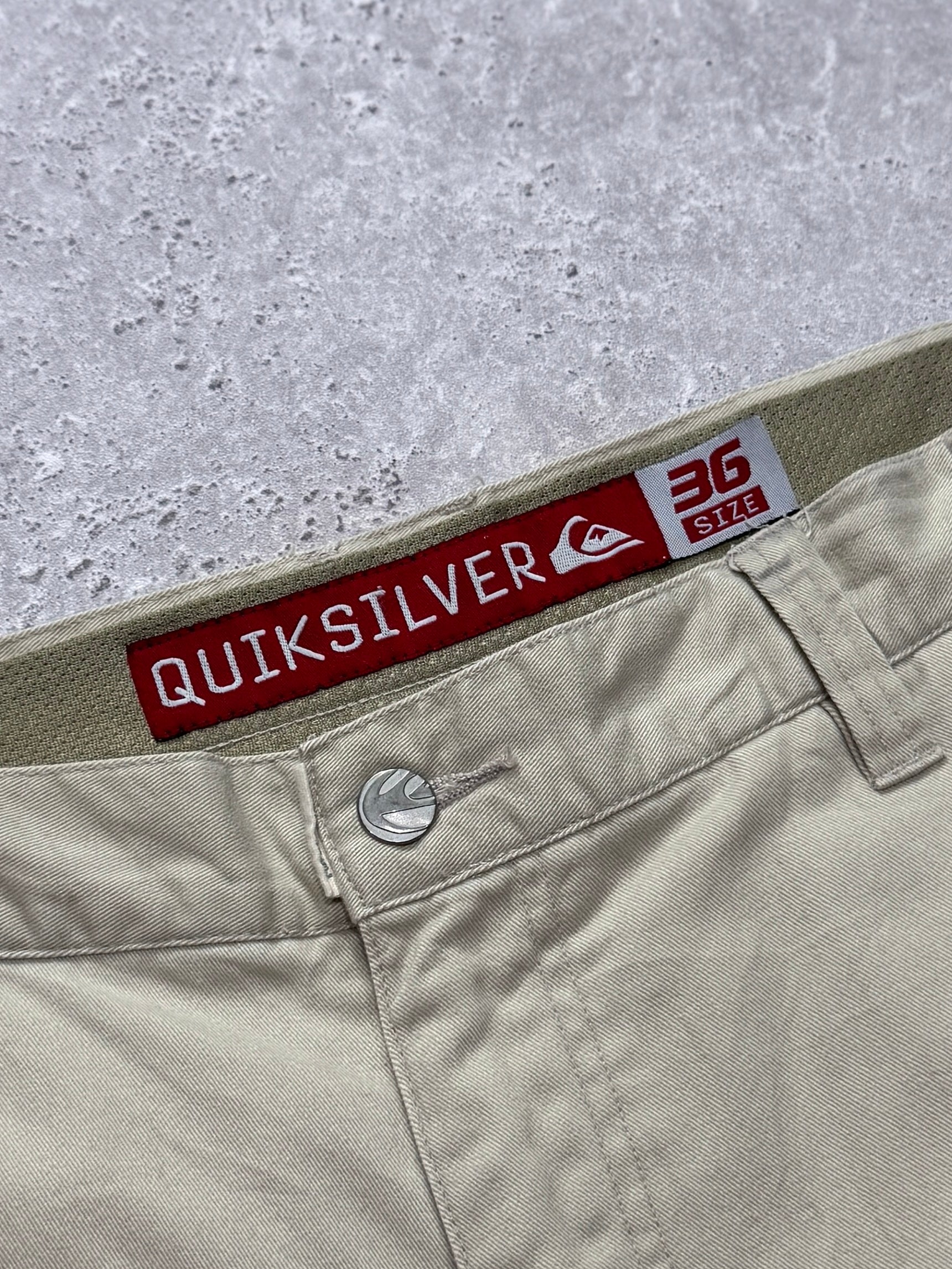 Vintage 2000s Quiksilver Surfwear Cargo Shorts (36")