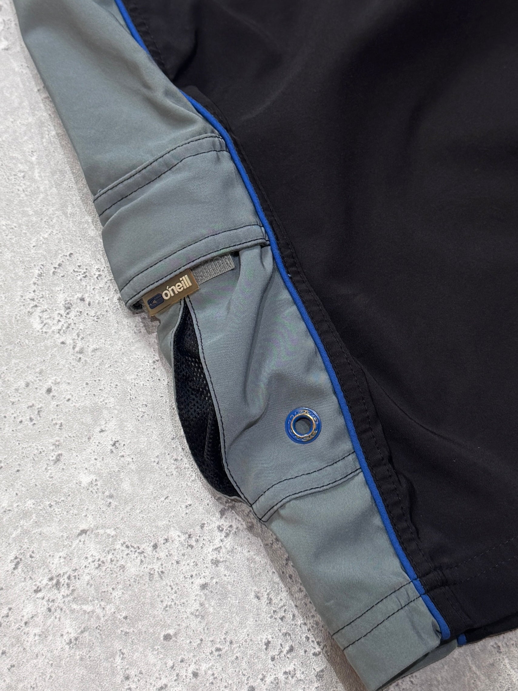 Vintage 2000s O’Neill Boardshorts (34”)