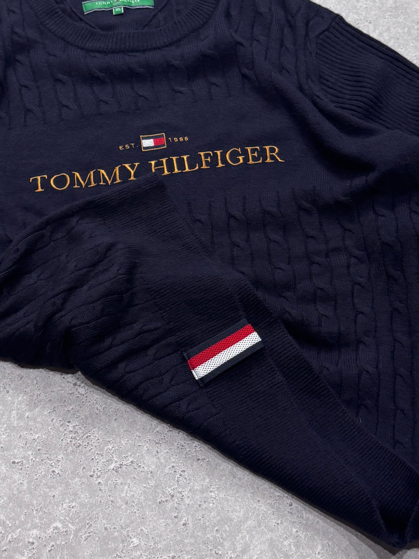 Vintage Tommy Hilfiger Embroidered Knitted Sweater (XL)