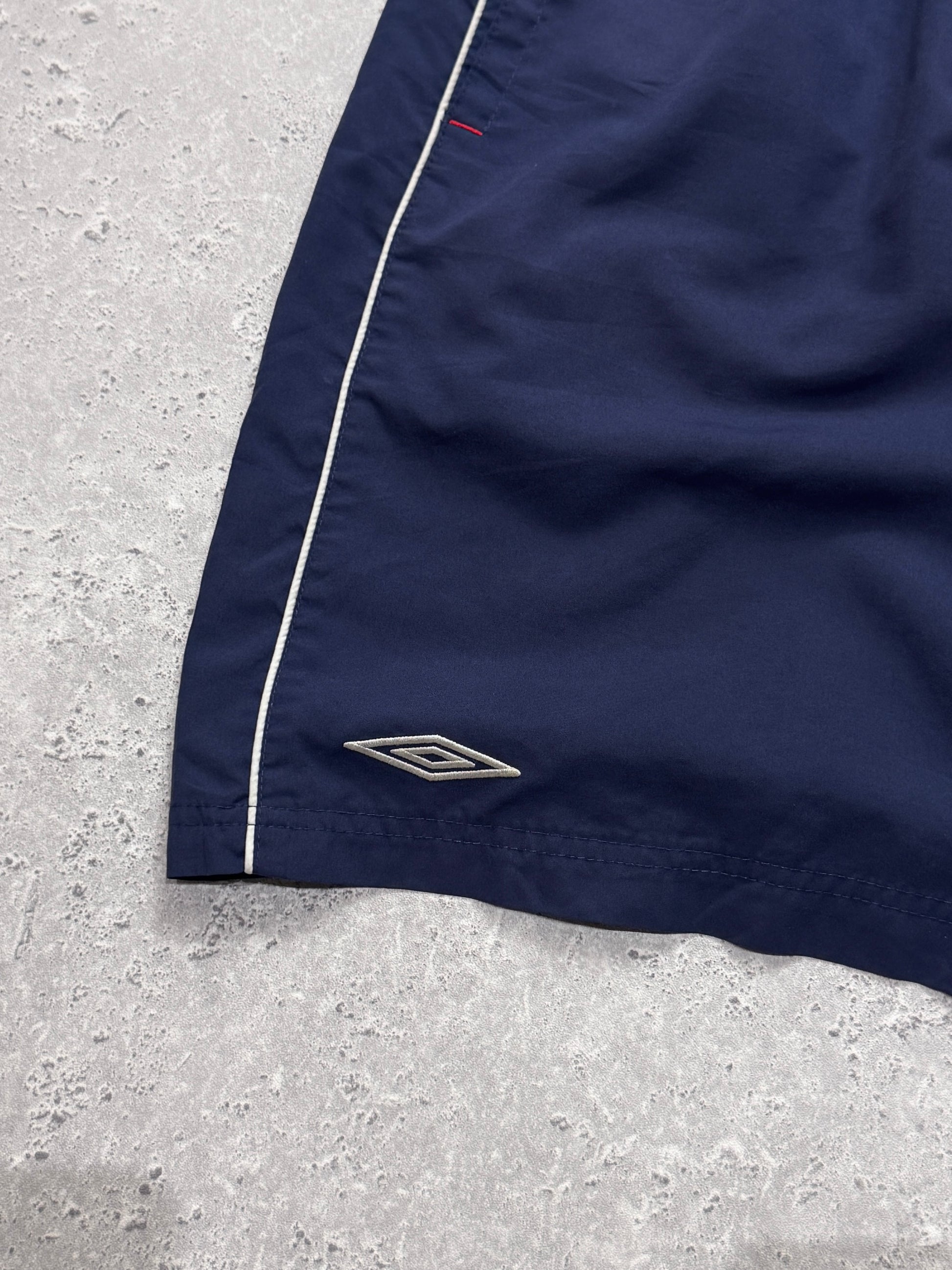 Vintage 2000s Umbro Track Shorts (L)