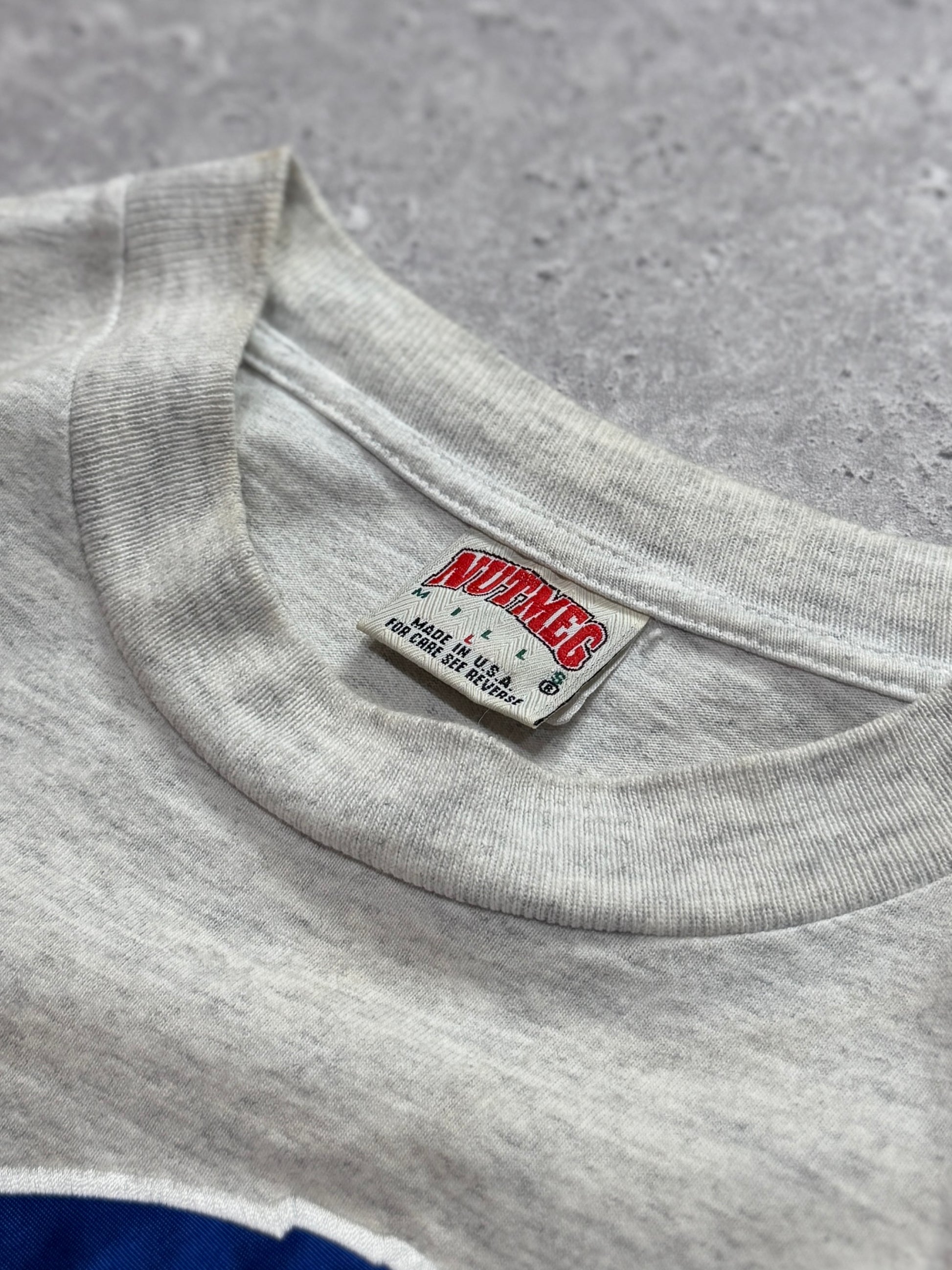 Vintage 90s Embroidered Buffalo Bills NFL Tee (L)