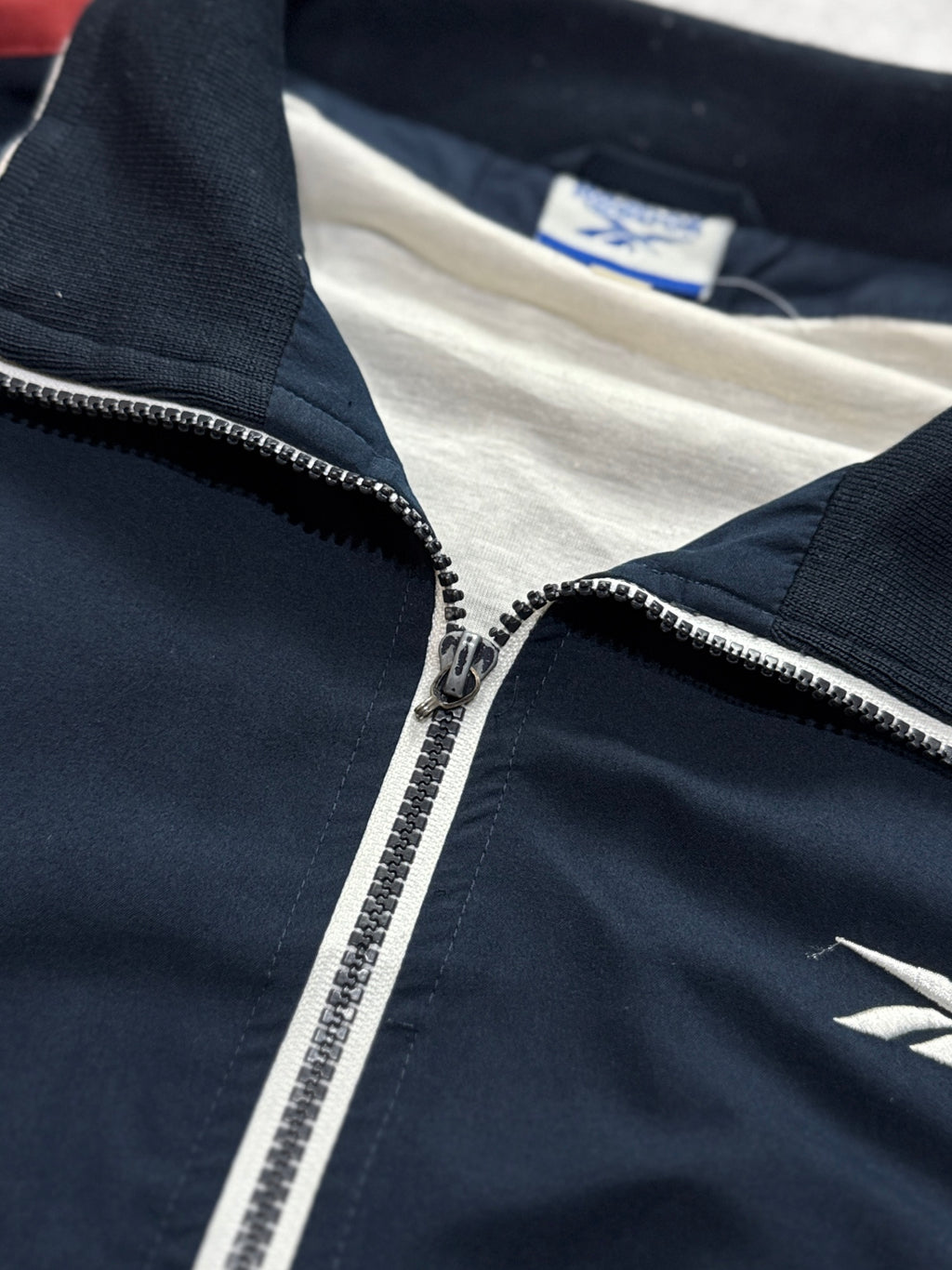 Vintage 2000s Reebok Windbreaker Jacket (L)