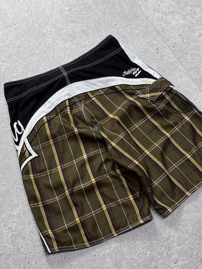 Vintage 2000s Billabong “Mark Occhilupo” Boardshorts (32”)