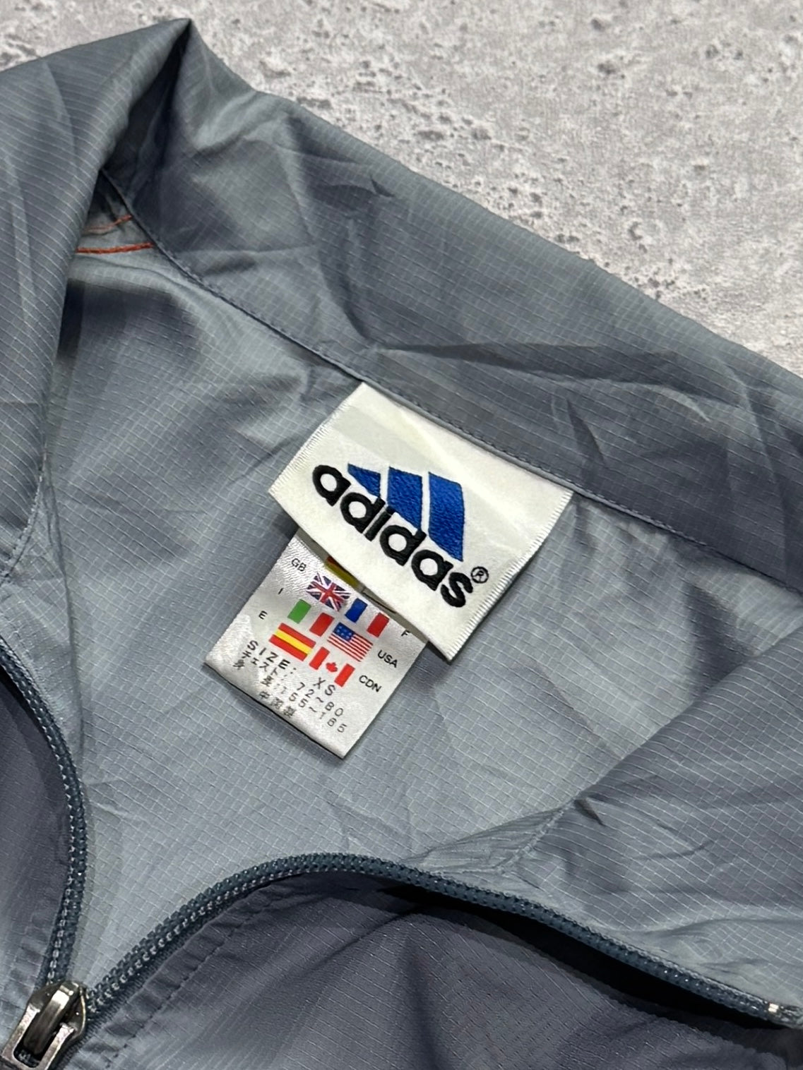 Vintage 90s Adidas Windbreaker Jacket (L)
