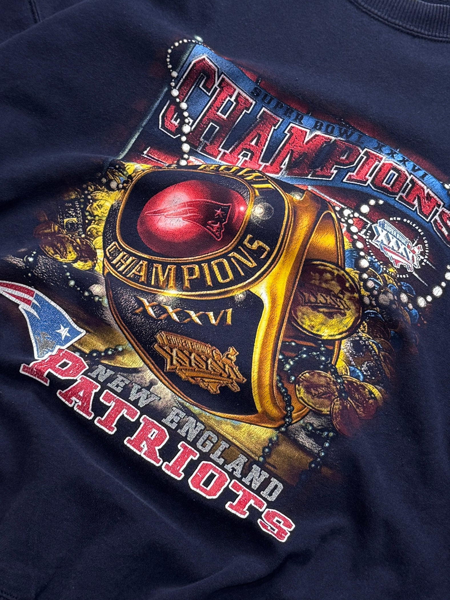 Vintage 2002 New England Patriots NFL Superbowl Sweater (XL)